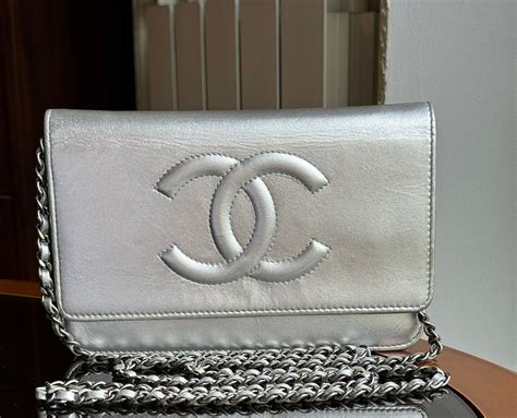 Женские Украшения Chanel — Купить по всему миру 